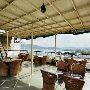 Maa Ji House On Pichola Hostel Udaipur